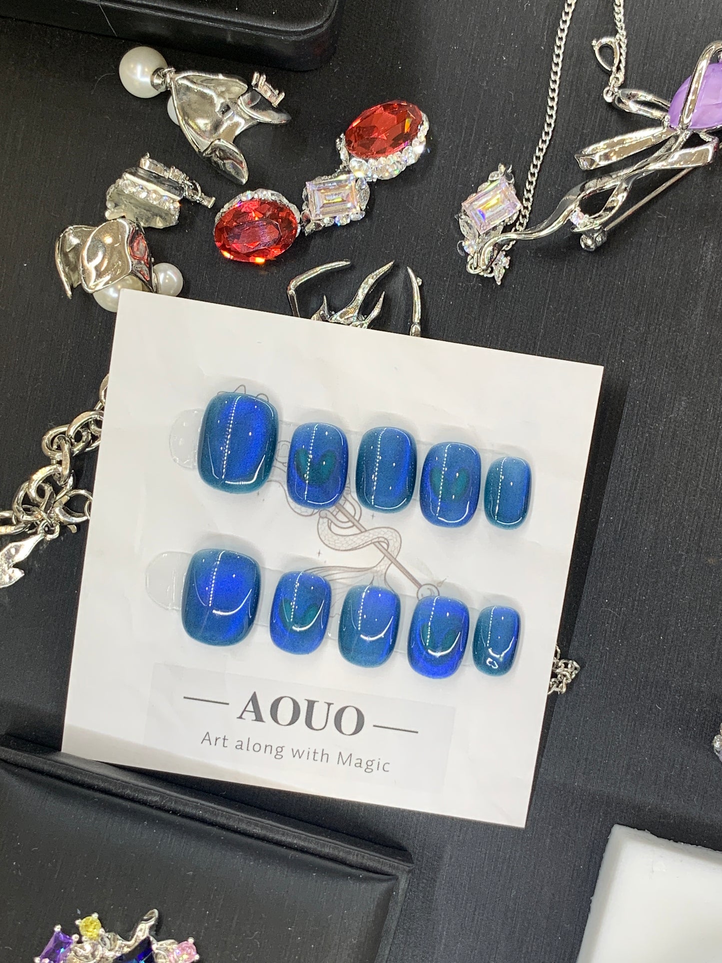Klein Blue Short Nails