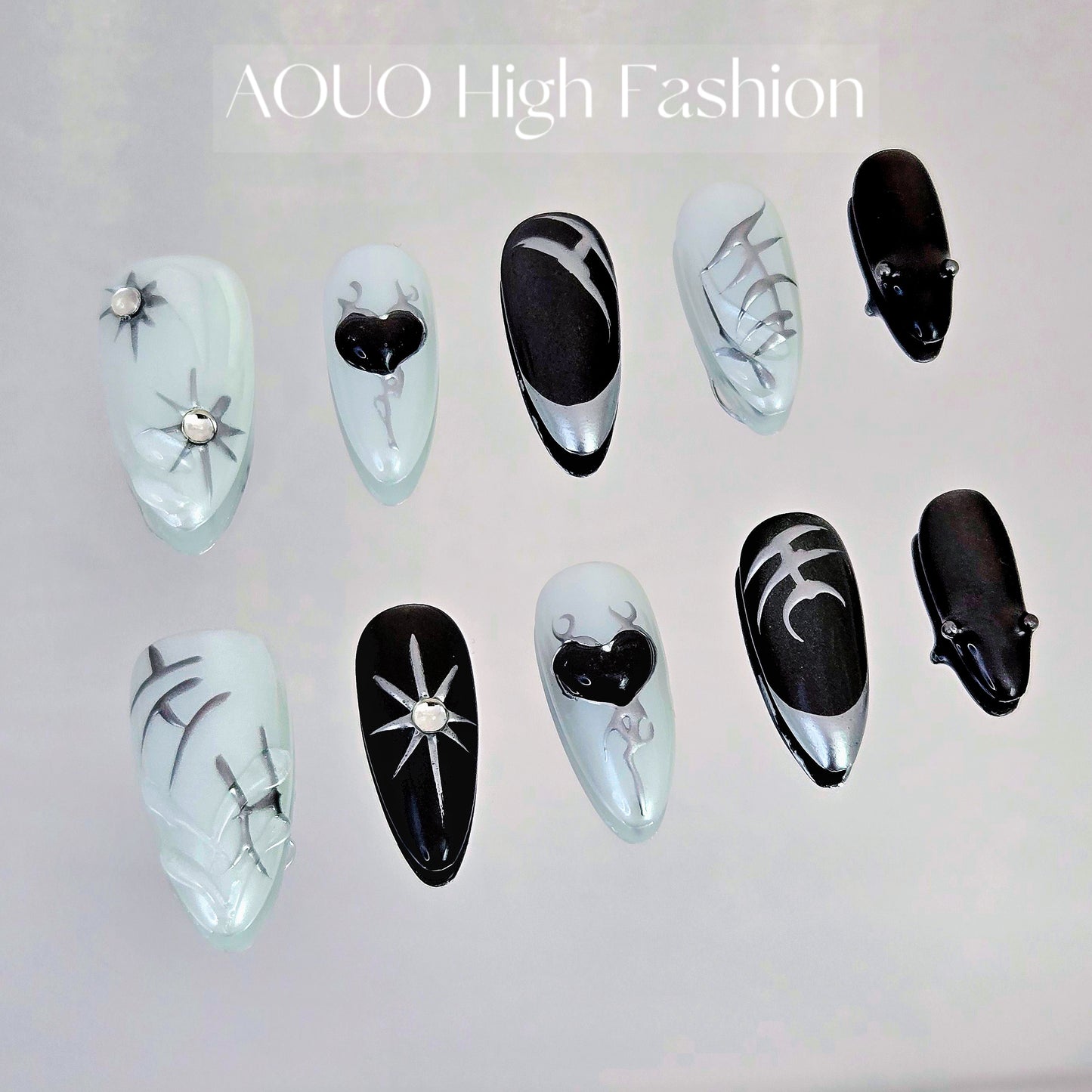 Black and White Chrome Y3K Nails