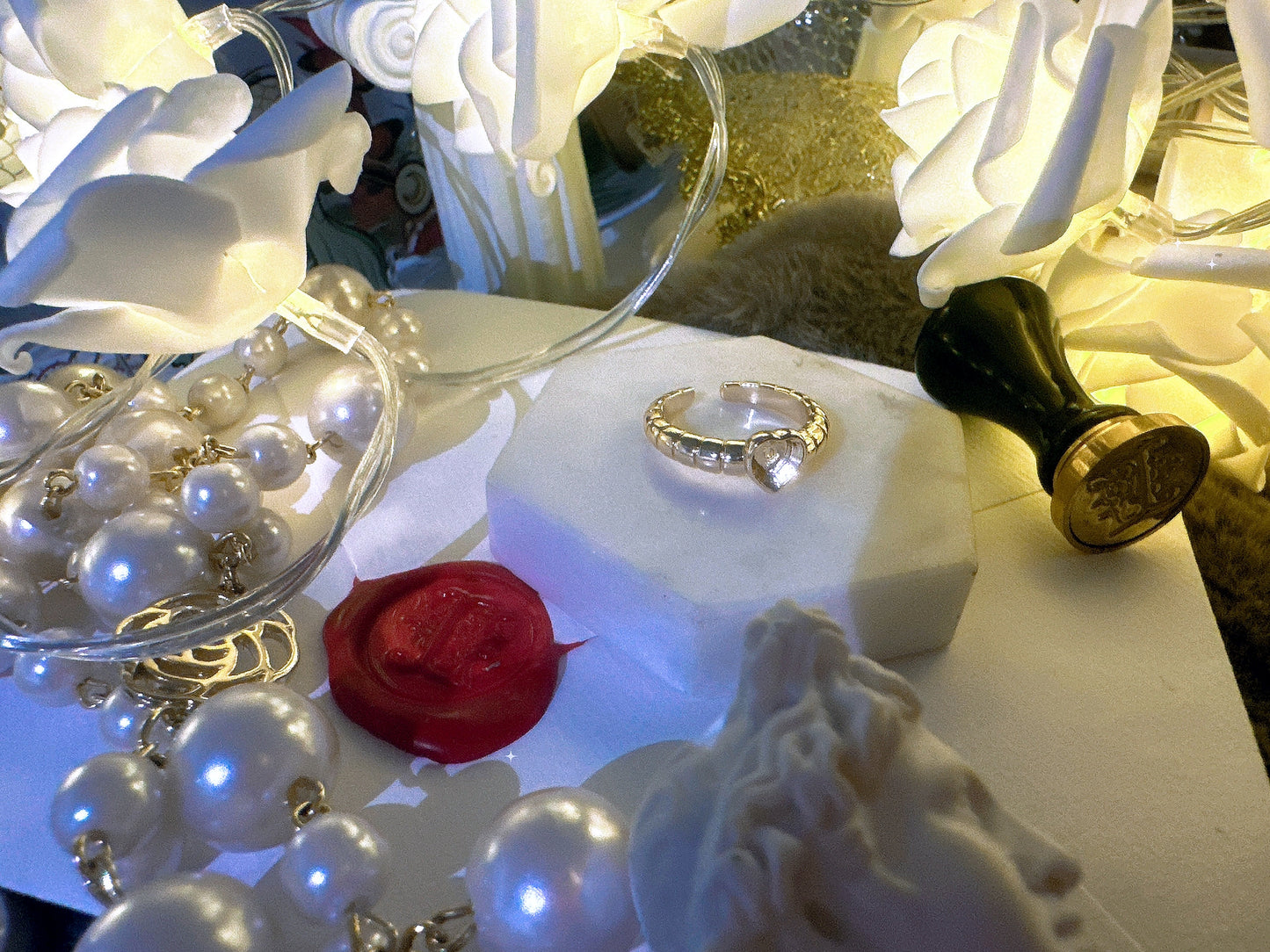 Royal heart ring