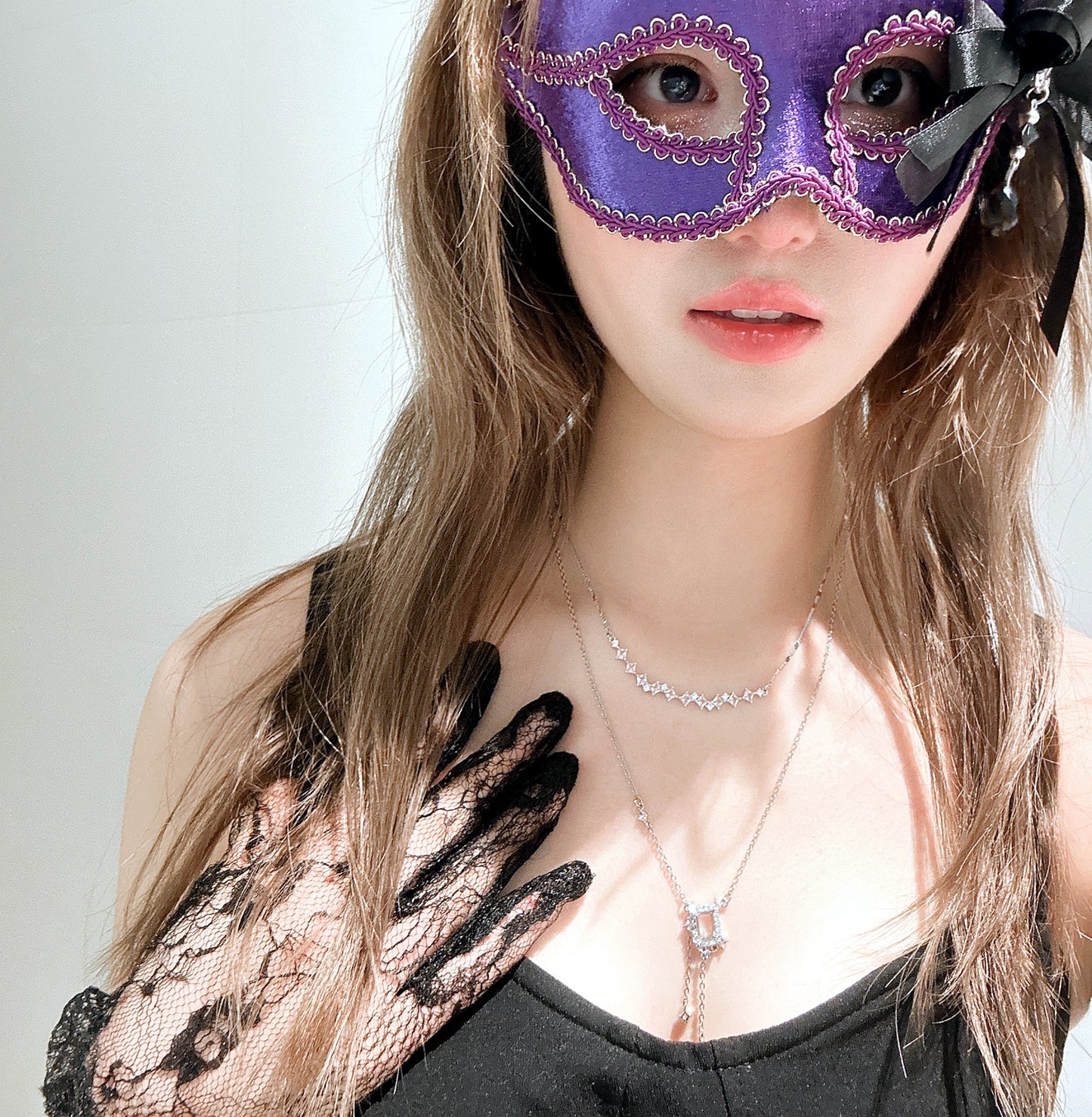 The mirror necklace