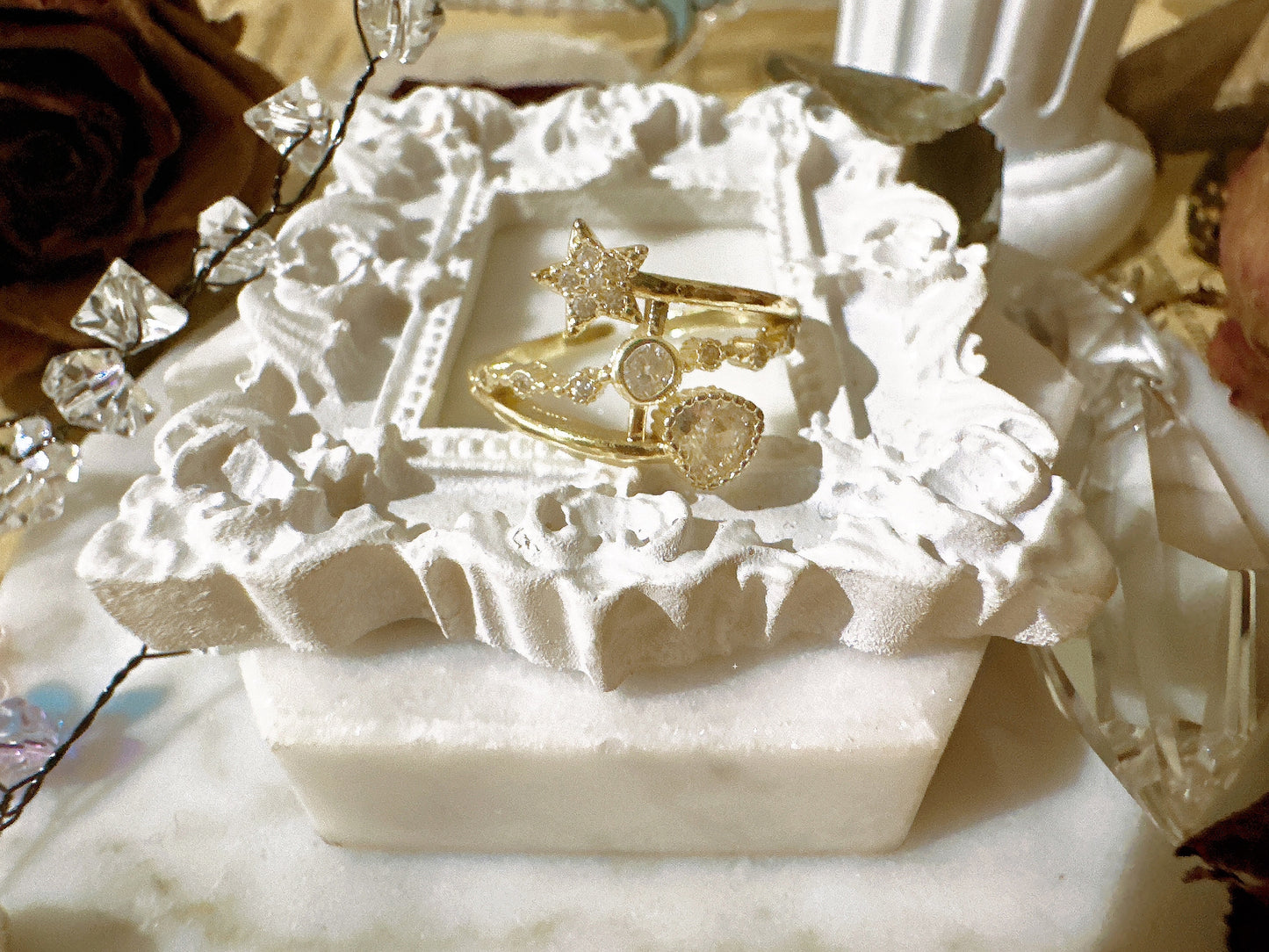 Golden star ring