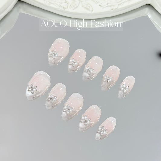 French Four-Leaf Clover Love Nails