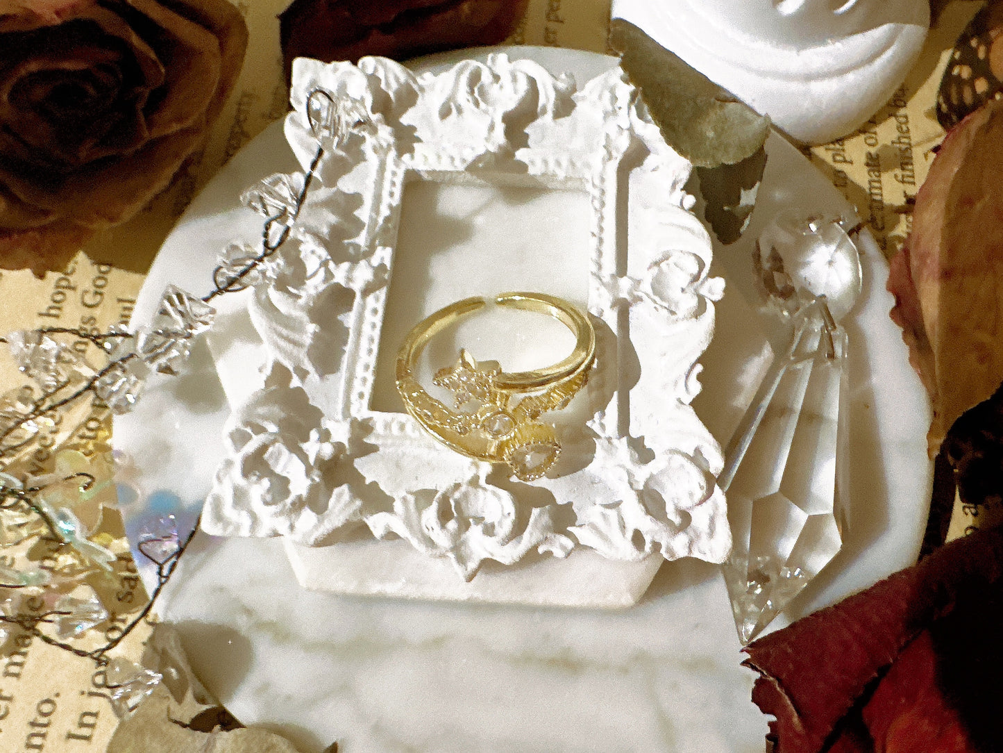 Golden star ring