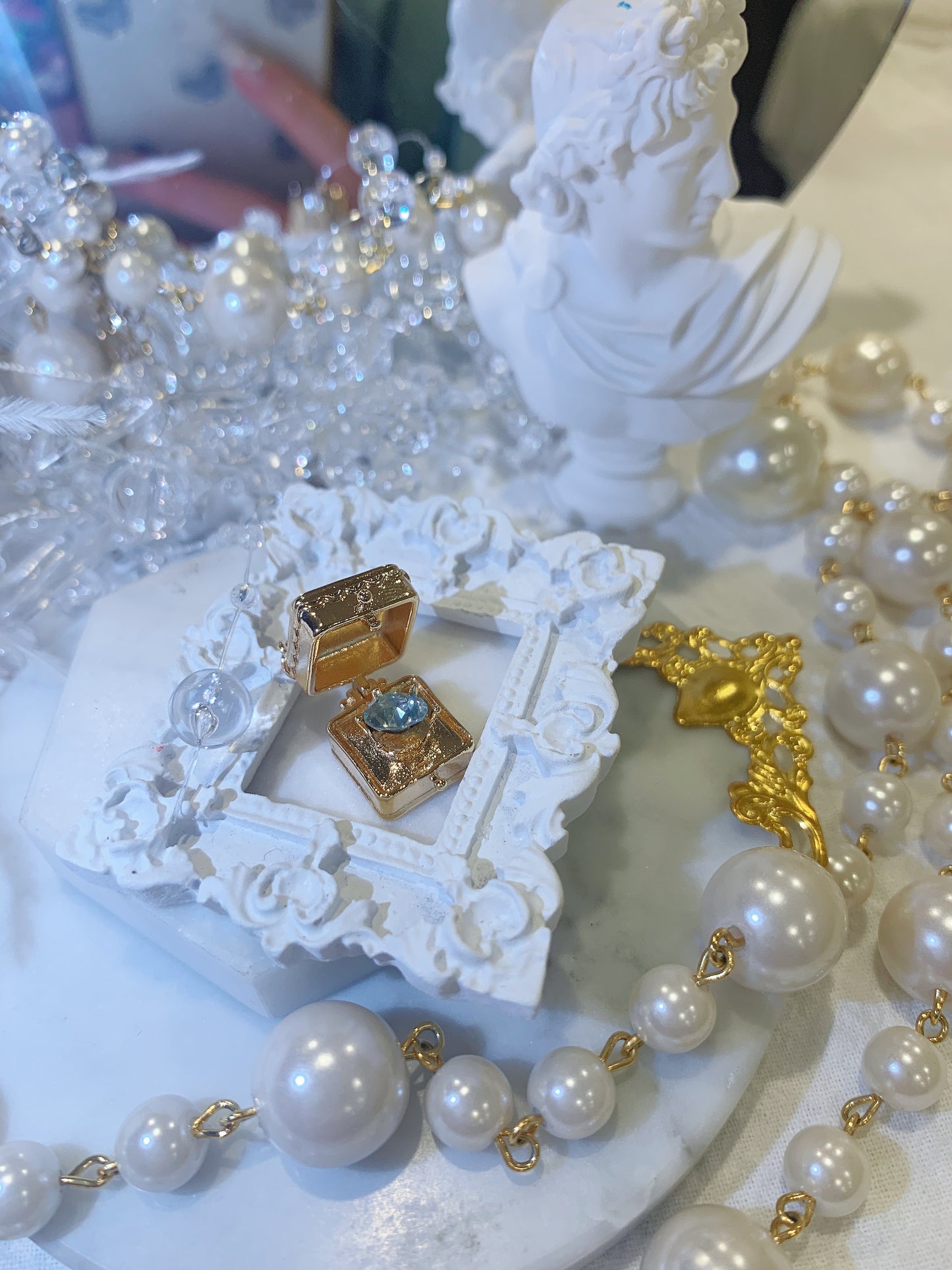 The Ring Box necklace