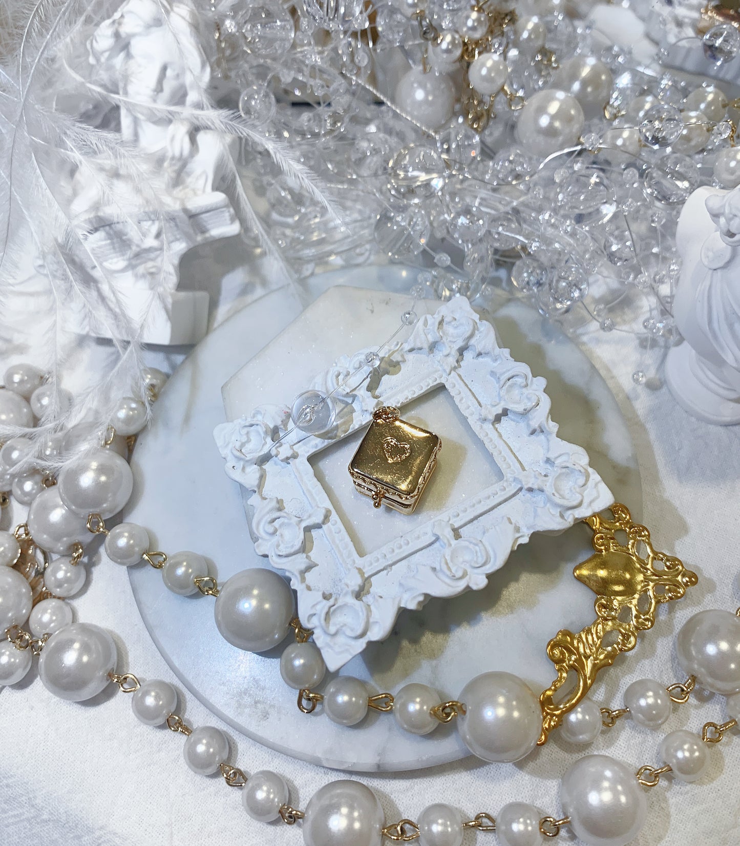 The Ring Box necklace