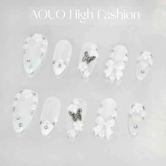 Milky White Y3K Nails