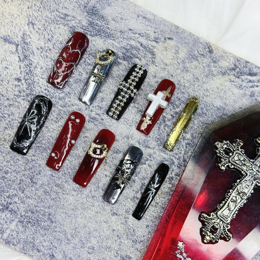 Dark Kitty Vice Nail